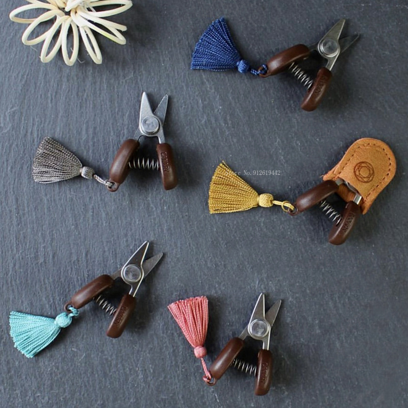Embroidery Scissors Small - Petits ciseaux en cuir mignons, outil