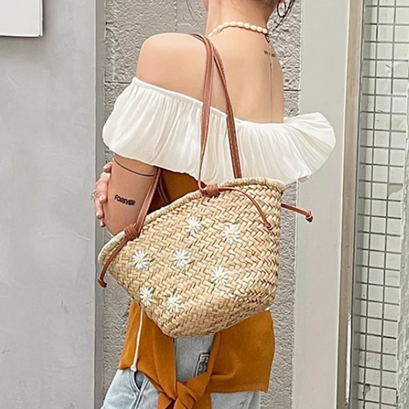 Sacs à main tissés en paille n - Embroidery Bali avis et prix