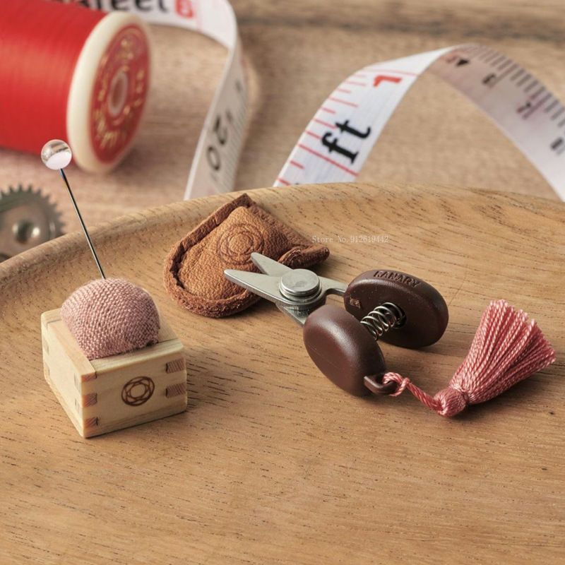Petits ciseaux en cuir mignons - Embroidery Scissors Small avis et prix