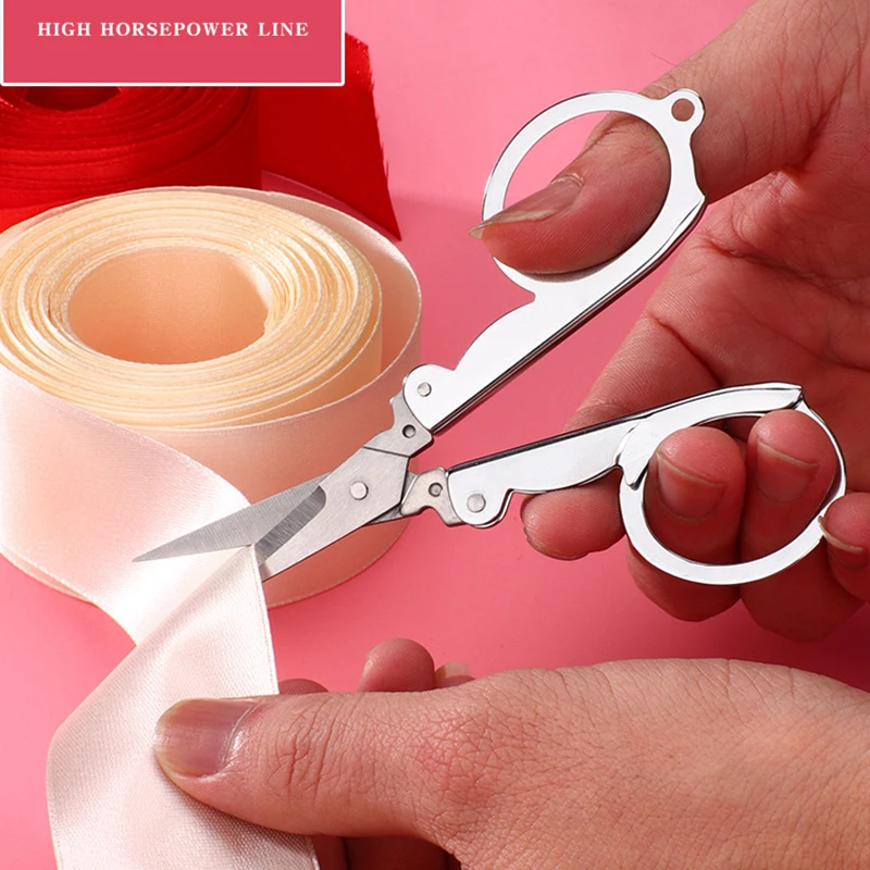 Ciseaux de broderie, fil de ta - Embroidery Scissors Small avis et prix