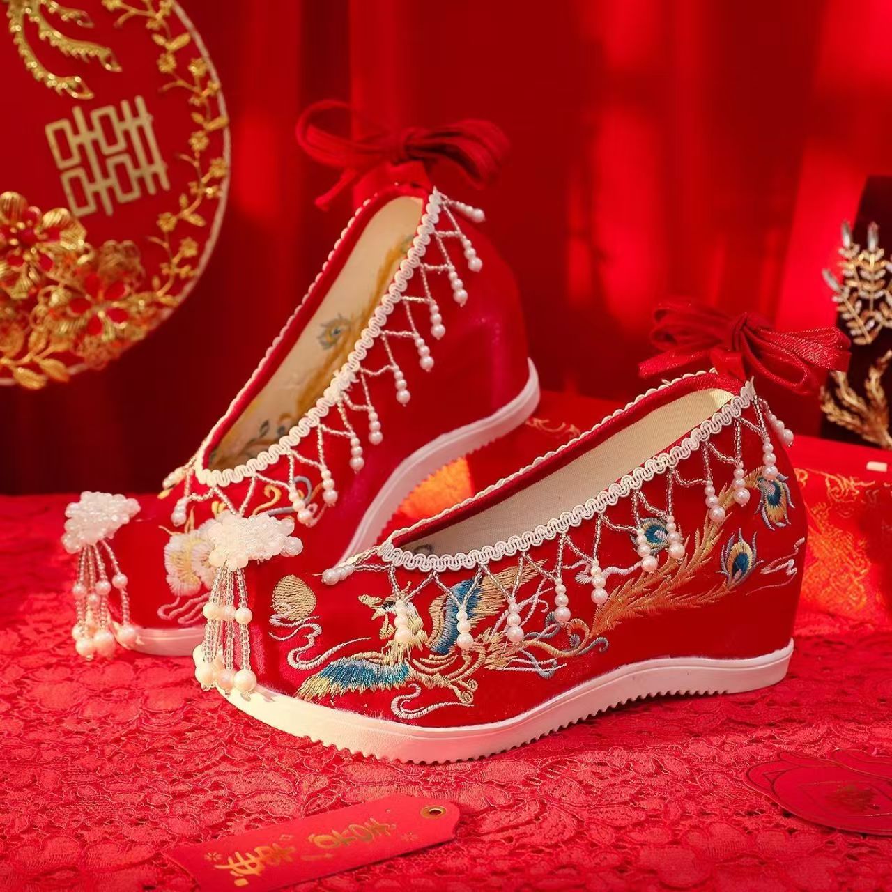 Chaussures de mariage brodées  - Embroidery Style avis et prix